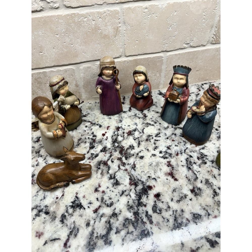 Vintage TII Collections Folk Art‎ Mini Resin Nativity Set Complete Country